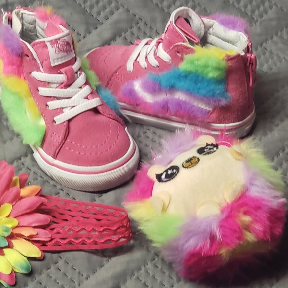 Vans - Picture 6 of 6